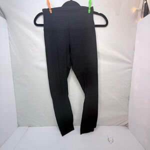 Women's Lululemon Black Patterned align Leggings Size 4